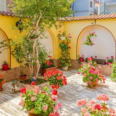 Boutique 'sofia' * Nessebar