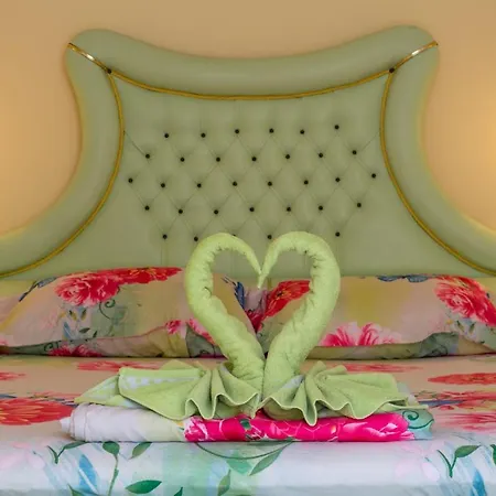 Boutique 'sofia' 4*